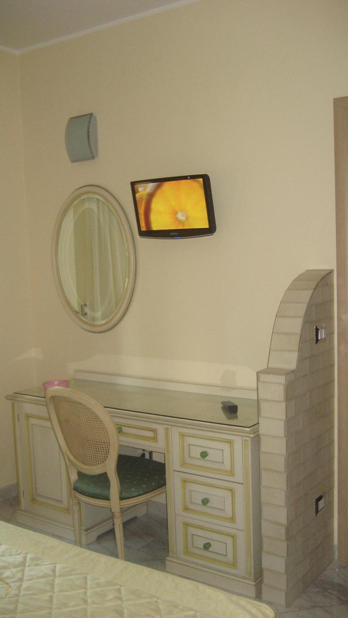 Hotel Ginevra Poggiomarino Luaran gambar